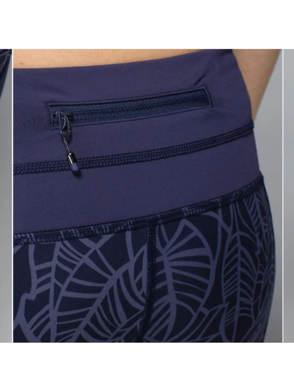 Lululemon Run A Marathon Crop IIPretty Palm Cadet Greyvy / Cadet Blue